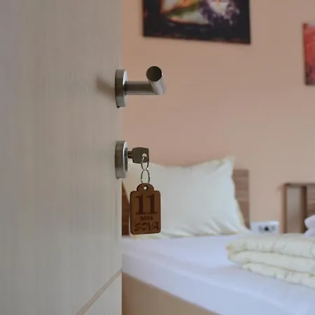 Отель Sobe Sova